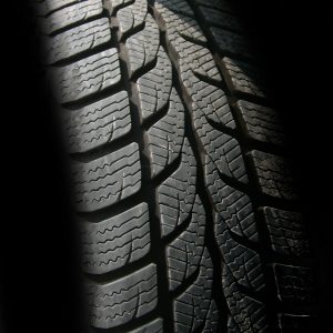 WinterHold 195/65 R15 91T